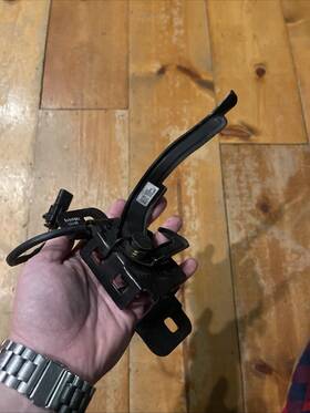 84244302 Gm Oem Hood Latch Assembly Gmc Acadia 2019