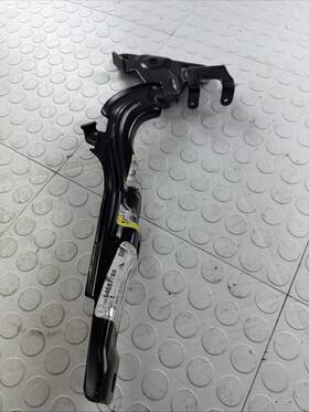 84687769 Gm Genuine Driver Side Hood Hinge Oem