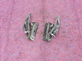 15520749 Gm Motors Pontiac Original Genuine Factory Oem 2 Door Convertible Solstice Gxp 06-09 2x Hood Bonnet Lid Bracket Carrier Lift Hinge