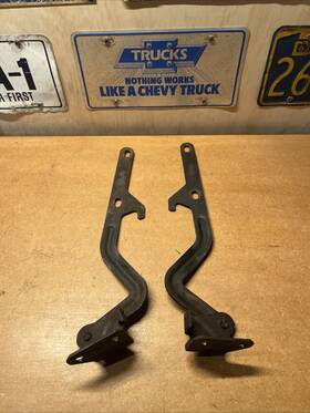 S3384 Gm S3354 81-87 Chevy Chevrolet Gmc Squarebody Hood Hinge Arms Left And Right Oem
