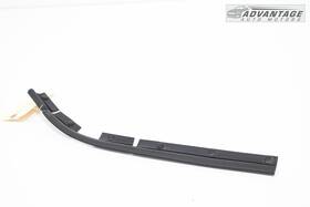 84018158 Gmc 2018-2021 Terrain Front Left Side Bonnet Hood Weatherstrip Seal Rubber Oem