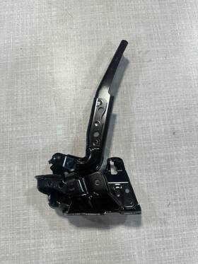 60170-t20-a00zz Honda Genuine Hinge