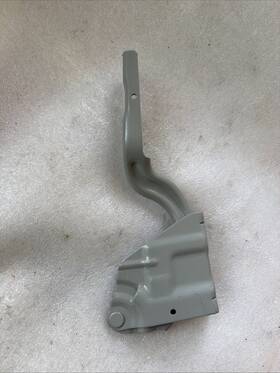 Hyundai 66920 M7000 2019-2024 Kia Forte Right Hood Hinge Bracket New Oem