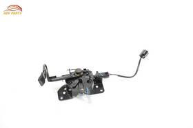 81130p6000 Hyundai Santa Fe Hood Bonnet Lock Latch Oem 2024
