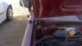 94217433 Isuzu Trucks 1981-1987 Pup Pickup Passenger Right Hood Hinge Assembly Oem Red