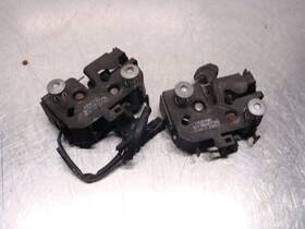 51954796 Jeep Renegade Latitude 2.4l Hood Latch Left Right Set 82k Mi 15 16 17 18 19 20