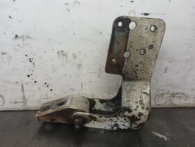 118.kwhc10 Kenworth L48-1067r T660 Right Passenger Hood Hinge 10996433