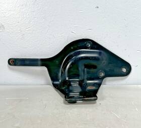 Kenworth L11-6234 2020 T680 Left Lh Sloped Hood Latch Support Bracket 2410