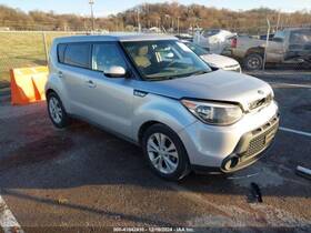 844523 Kia Used Hood Hinge Fits 2015 Soul Grade A