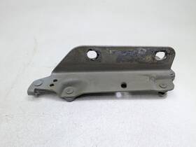 Lr001565 Land Rover 2008 - 2015 Lr2 Oem Hood Hinge Support Bracket Front Left Driver Side