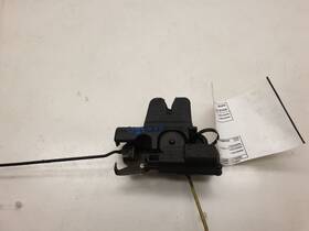 181.le1k05 Lexus 02-05 Is300 Decklid Latch