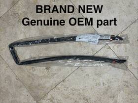 Lexus 53119-53060 New 2014 2015 2016 Is250 Is350 Is300 Is200t Hood Seal Rubber