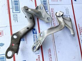 53420-50020 Lexus 53410-50020 95-00 Ls400 Ucf20 Hood Hinges Left And Right / 4p7