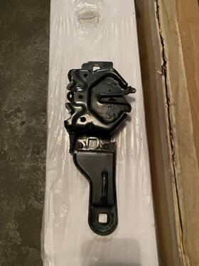2812-11 Lincoln 281211 03 04 05 Aviatorhood Lock Latch Oem
