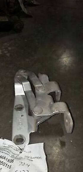 118.ma1x06 Maserati 2006 Hood Hinge Quattropo Aa 65232