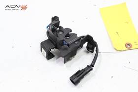 15702528 Maserati Ghibli Hood Bonnet Right Passenger Side Lock Latch Oem 2014 - 2024