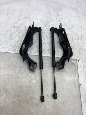 Maserati Motors 06700335130 2017-2024 Levante Oem Front Right Left Hood Bonnent Hinge Set 2