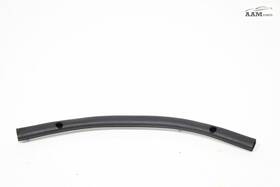 2203181009 Mazda 2020-2023 Cx-30 Front Hood Bonnet Center Weatherstip Seal Rubber Oem