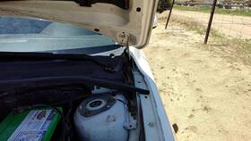 Br5g52420a Mazda 2007 2008 2009 3 Driver Left Hood Hinge Assembly Oem White 34k