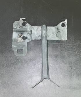 Mazda Gs3l-52-15ya 2009-2013 Madza 6 Oem Hood Latch Support Bracket/upper Radiator
