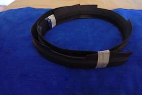 1158870298 Mercedes Hood Cowl Tohood Seal Engine Insulation