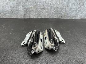 2518800428 Mercedes W164 X164 Gl350 Gl450 Front Left And Right Hood Hinge Bracket Set Oem
