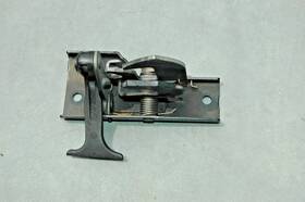 Mercedes A2118800164 2003-2009 E350 E500 W211 Safety Hood Latch Oem A2118800264