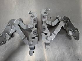 118-999140 Mercedes-benz 2010-2016 E350 E550 Front Left Lh And Right Rh Hood Hinge Pair Oem