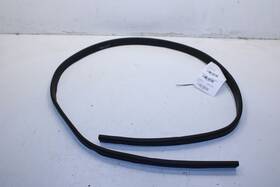 166-887-01-98 Mercedes-benz 2012-2015 Ml350 Radiator To Hood Weatherstrip Seal