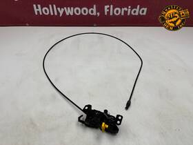 1778803000 Mercedes-benz 2020-2025 A Cla Class - Hood Lock Latch With Release Cable Oem 44 Kmiles