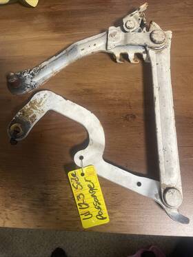 Mercedes-benz A1239940148 Genuine Original Mercedes-benz Mb W123 Hood Bonnet Hinge Support Right Side Oem