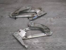 A1298800228 Mercedes-benz 96-02 R129 Set Of 2 Front Left And Right Hood Hinge Oem