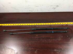 A2129800064 Mercedes-benz 2010 - 2016 E350 Front Hood Left And Right Strut Shock Pair Set Oem