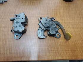 51237132756 Mini Cooper 51237132755 Hood Latch Release Set 2002-2006 R50 R52 R53