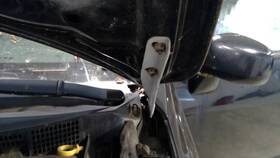 118.da1h08 Nissan Versa 2008 Hood Hinge 3765463