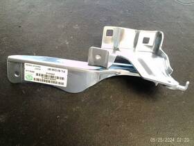 118.da1t17 Nissan Brand New Aftermarket Right Hood Hinge2017 Rogue Sport 361126