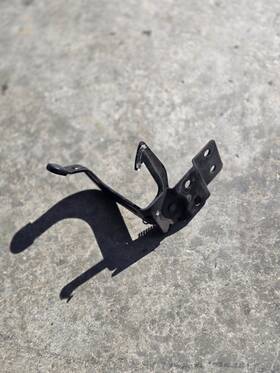 656033ba0a Nissan 2012-2019 Versa Hood Lock Crank Bell Safety Catch