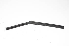 65820-9uh0b Nissan 2015-2024 Murano Front Left Driver Side Hood Bonnet Seal Oem