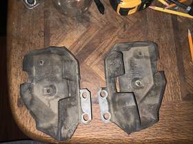14043793 Oem 1981-87 Chevy Gmc Truck Hood Hinge Deflector Seal Set