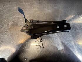 Na0156221b Oem 1990-1997 Mazda Miata Hood Latch Lock Locking Mechanism With Bracket Na 90-97