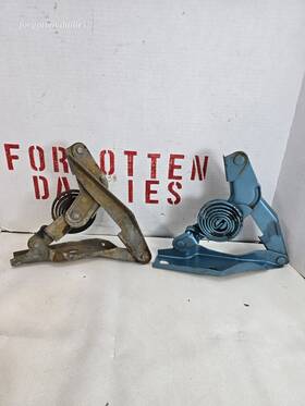 4534727 Plymouth 4534726 Dodge Spirit Acclaim Chrysler Lebaron Hood Hinges