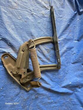 118-00161l Pontiac 68 69 70 71 72 Lemans/gto Left Hood Hinge 18377 118-00161l Pontiac 68 69 70 71 72 Lemans/gto Left Hood Hinge 18377