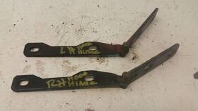118-00372r Pontiac Pair Of Hood Hinges For 1984-88 Fiero 85 86 87