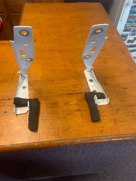 4989877 Pontiac 2003 Grand Am Se Sedan 4-door 2.2l Hood Hinges
