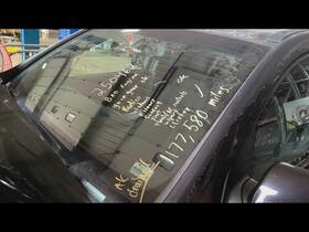 6414001 Pontiac Used Hood Hinge Fits 2006 Torrent Grade A 6414001 Pontiac Used Hood Hinge Fits 2006 Torrent Grade A
