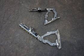 99651215102 Porsche Set Rear Left Right Hood Hinge Bracket 911 Turbo 996 2001-05