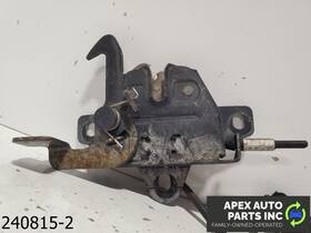 4659896 Saturn Oem 2008 Vue 3.6l Hood Latch Safety Hold Down 08 09 10