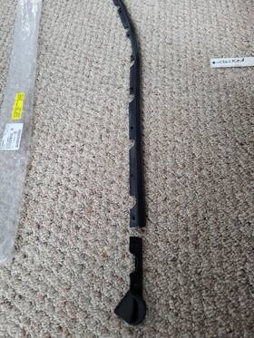 57735fn000 Subaru Genuine Upper Bumper Seal Damaged 2024 Crosstrek
