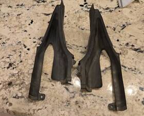 1064603-00-b Tesla 2016-2020 Model X Front Passenger Side Hood Hinge Cover Trim Pair Rh And Lh