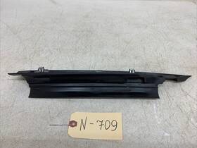 1504935-00-a Tesla 150493300a 17-22 M3 Under Hood Lh Side Vent Trim Grille Cover 709 B44